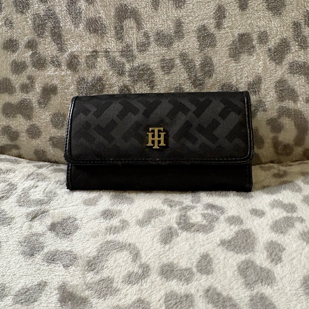 Tommy Hilfiger Black and Gold Women's Wallet